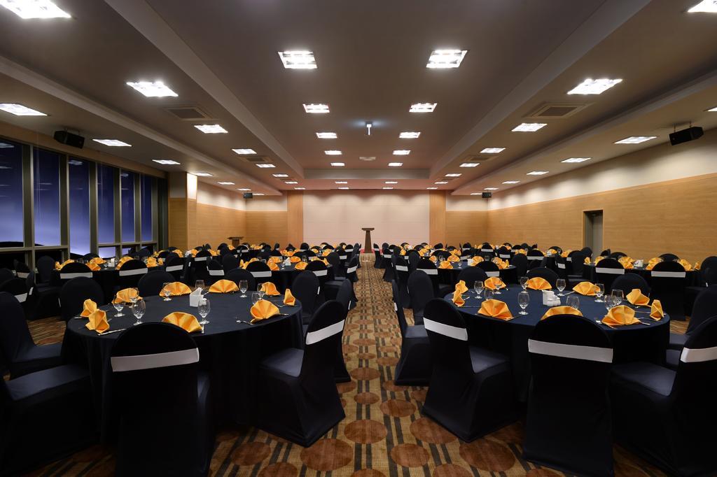 Jeju Aerospace Hotel Seogwipo Exterior photo