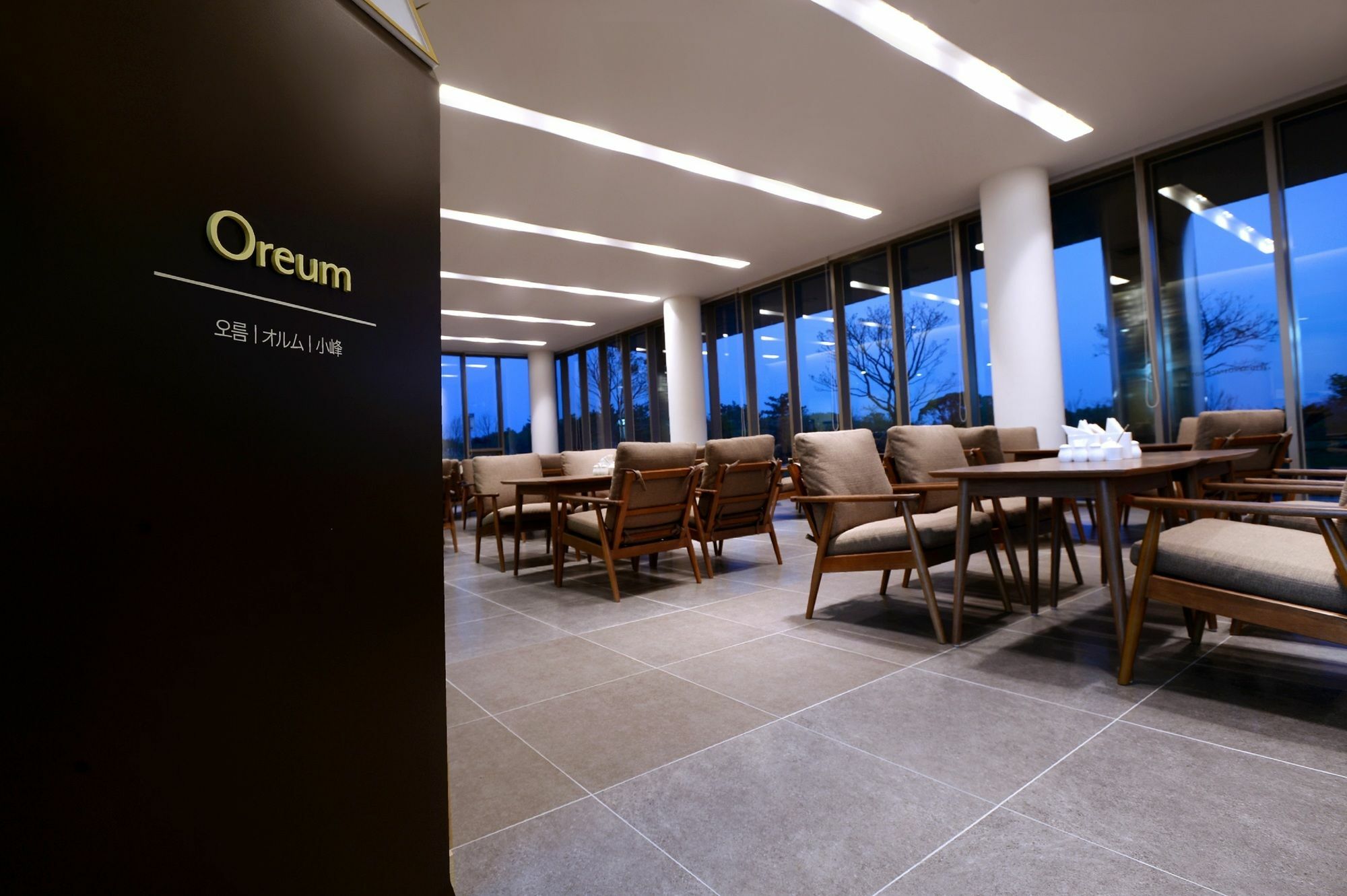 Jeju Aerospace Hotel Seogwipo Exterior photo
